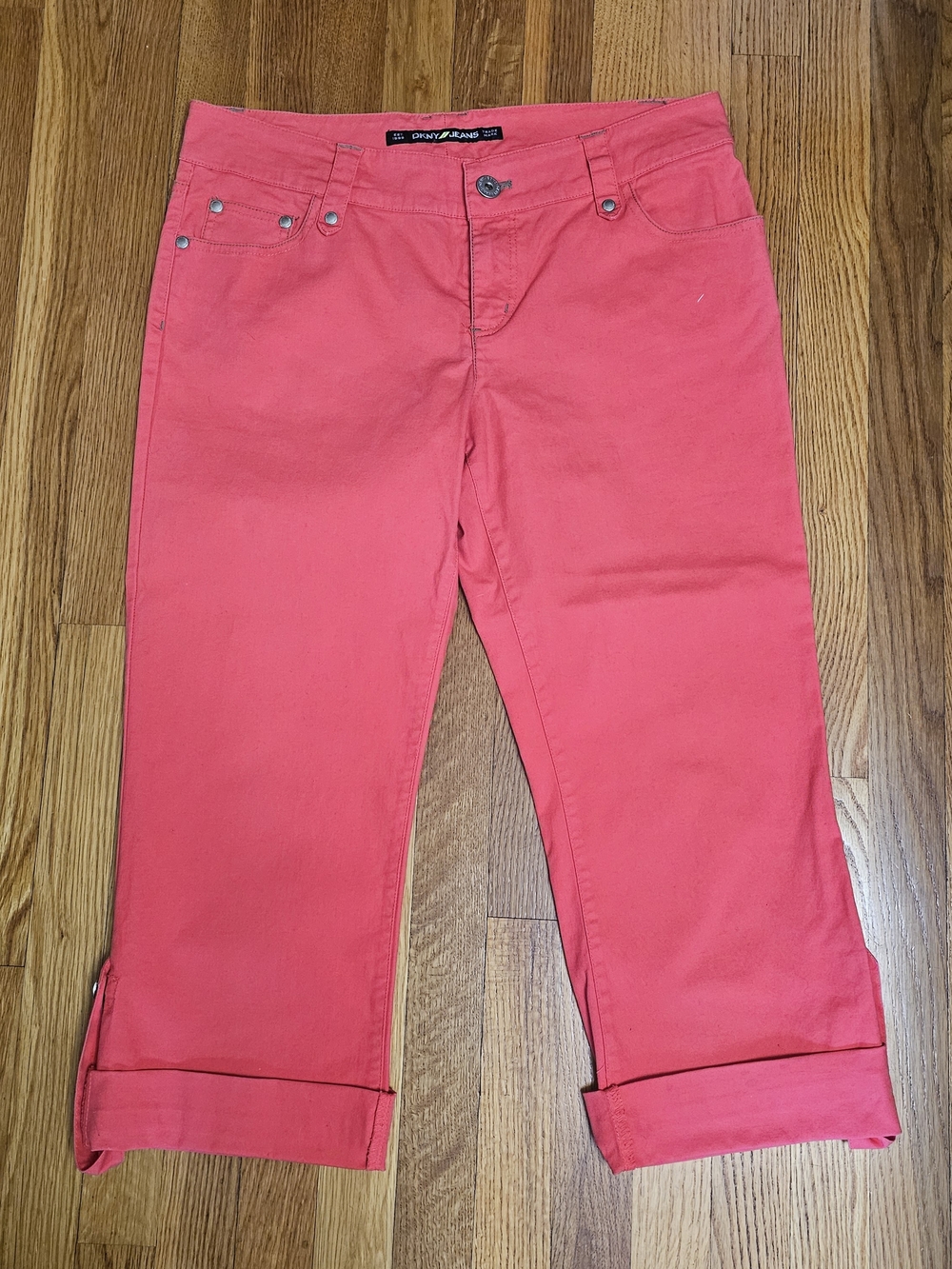 DKNY Coral-Pink Cropped Jeans In Size 12